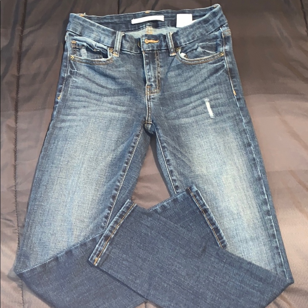 Mid rise skinny roller crop size 3 Eunina jeans